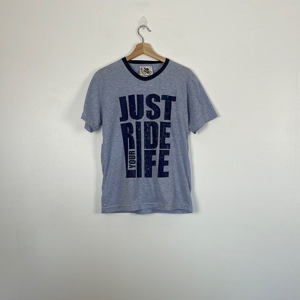 Ride a hol ic Share the road short sleeve 3 pocket unisex tee shirt Size Medium